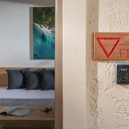 4 Elements Homes Daire Hersonissos (Crete)